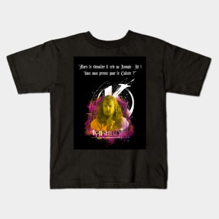 Then the knight he shouts to the Roman: Hey! Do you think you are the Colosseum? Kids T-Shirt